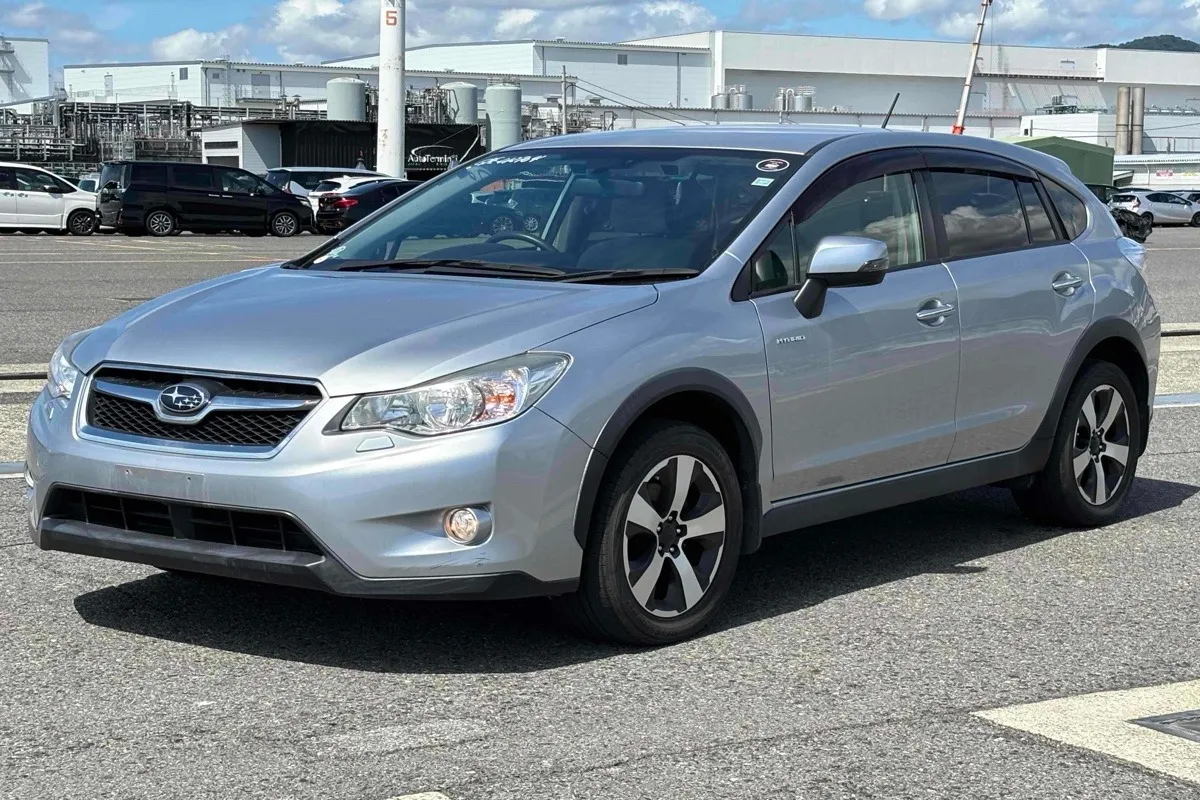 2014 Subaru XV HYBRID 2.0 I-L EYESIGHT AWD Carousel 2