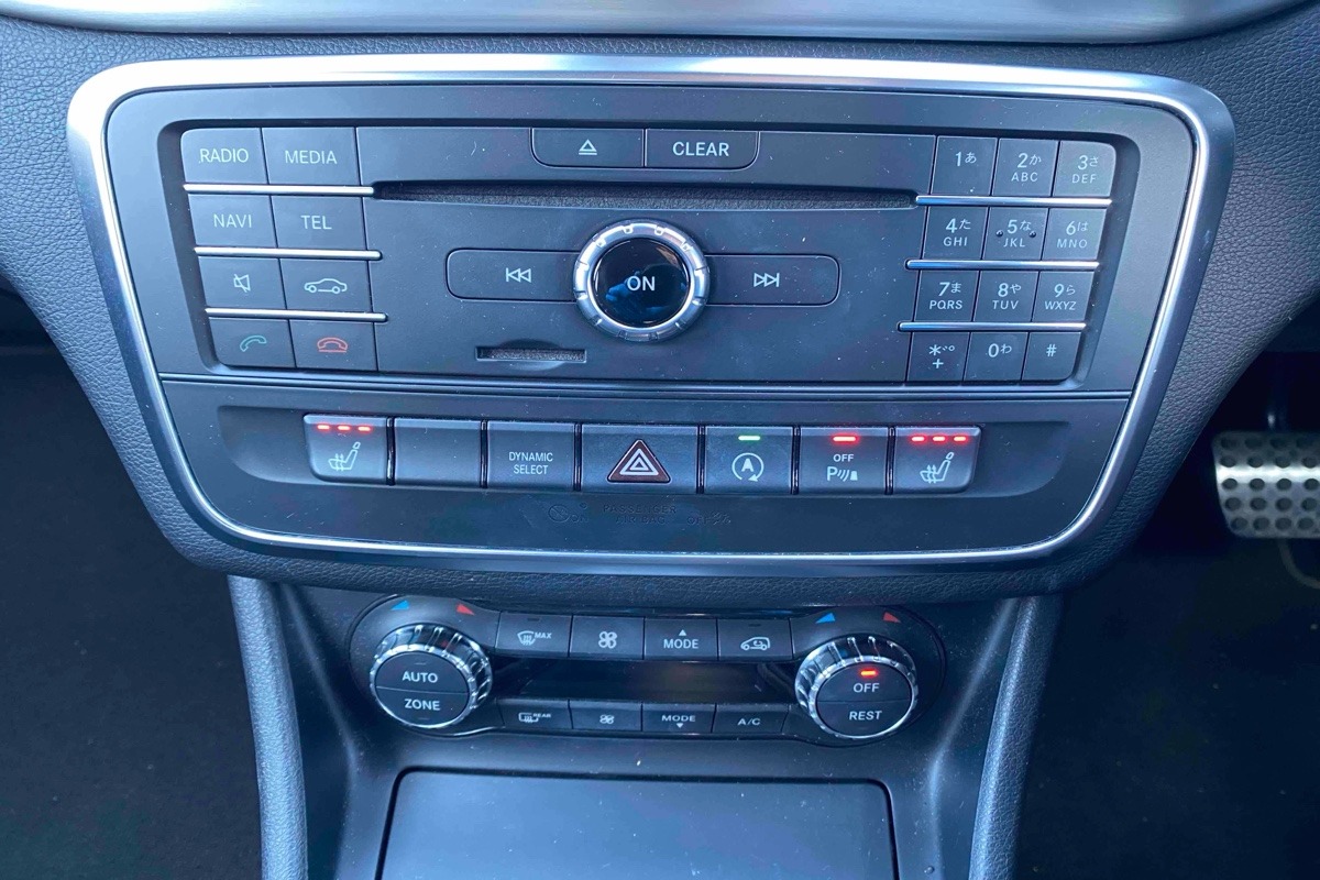 2015 Mercedes-Benz CLA 180  Carousel 5