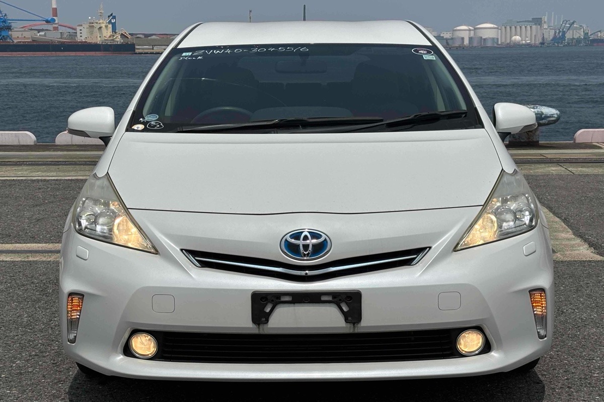 2012 Toyota Prius Alpha HYBRID 7-Seater Carousel 8