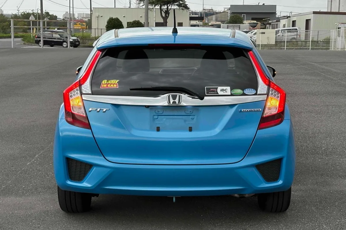 2013 Honda Fit HYBRID L PACKAGE Carousel 4