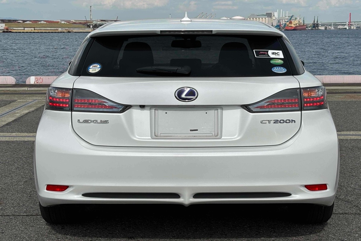 2012 Lexus CT 200h HYBRID Carousel 4