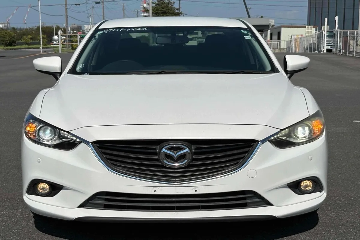 2012 Mazda Atenza 20S Carousel 1