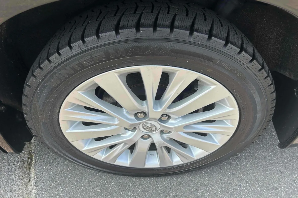 2012 Toyota Vellfire 2.4Z 8-Seater Carousel 7