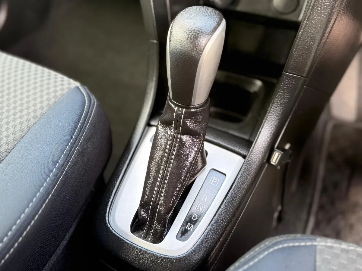 2014 Suzuki Swift RS-DJE Carousel 8