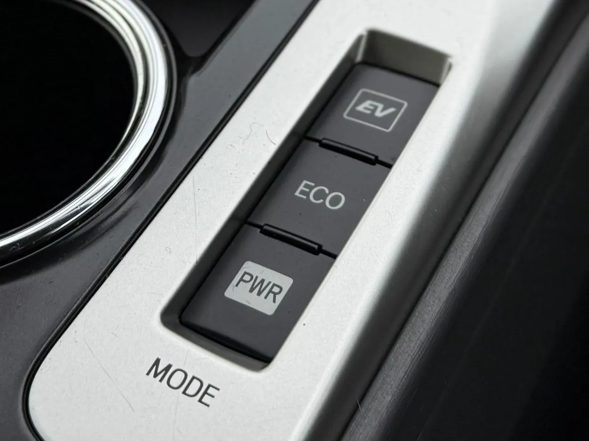 2012 Toyota Prius Alpha S *7-Seater* Carousel 9