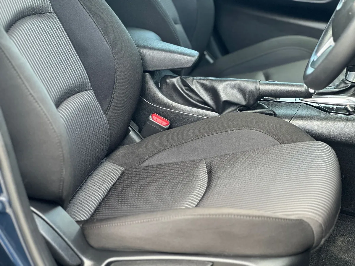 2014 Mazda Axela Skyactiv Carousel 8