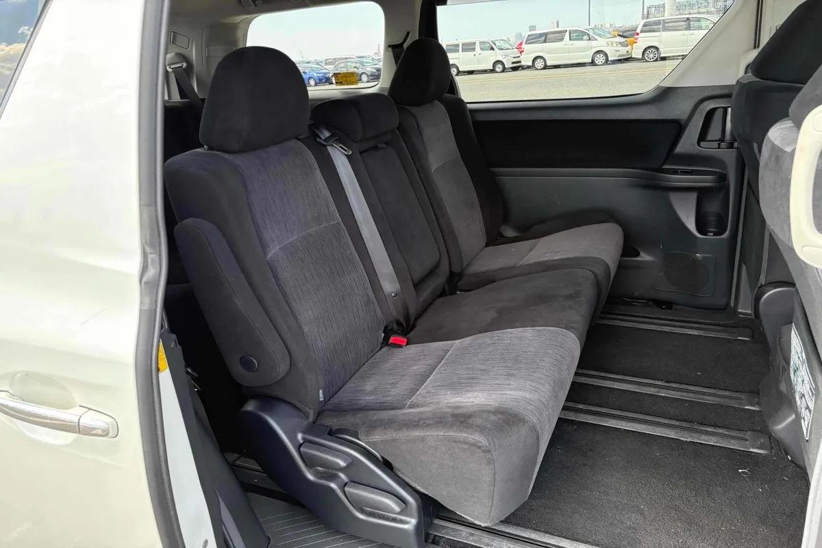 2012 Toyota Vellfire 2.4Z *8-Seater* Carousel 8