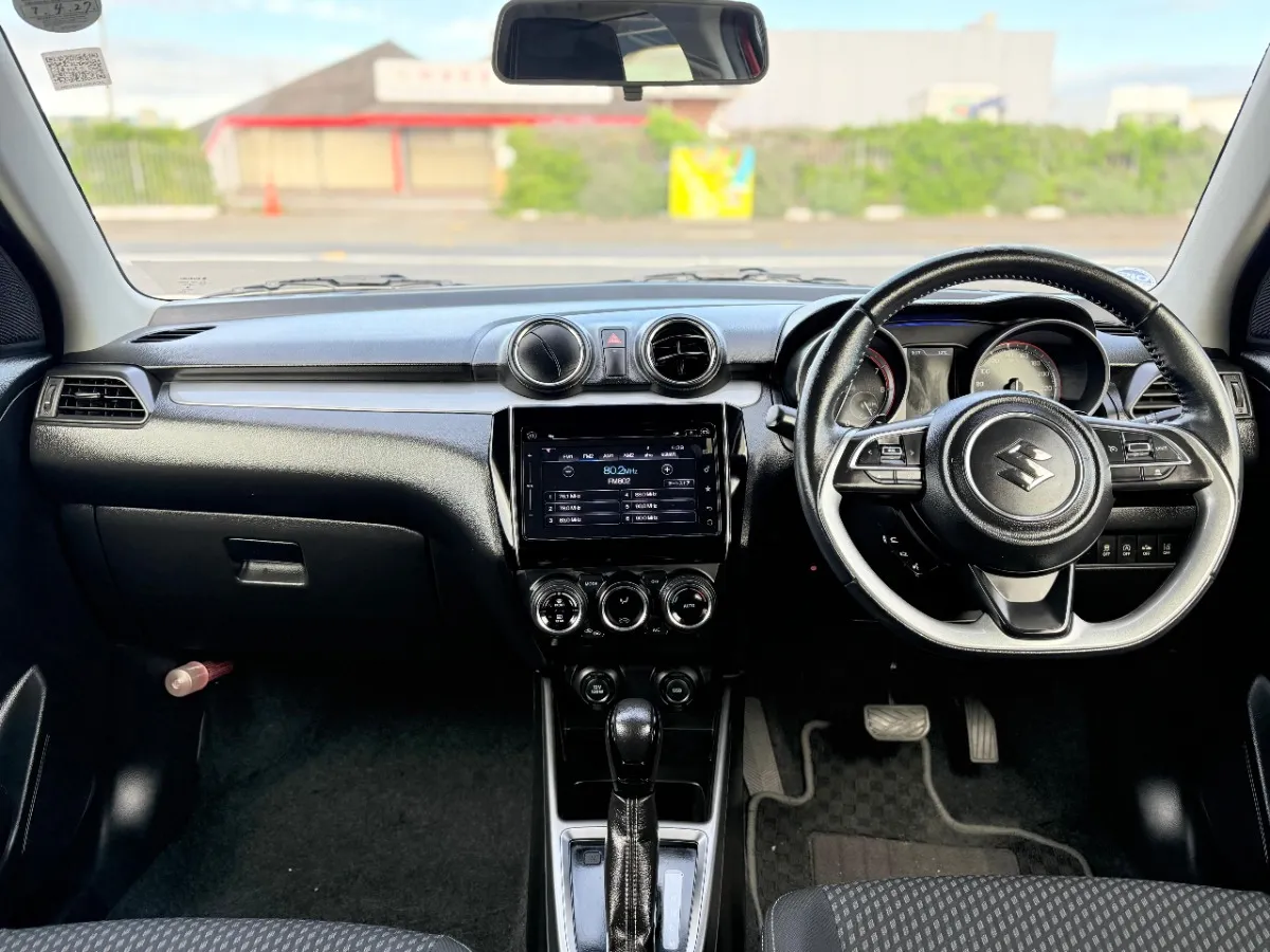 2017 Suzuki Swift Carousel 5