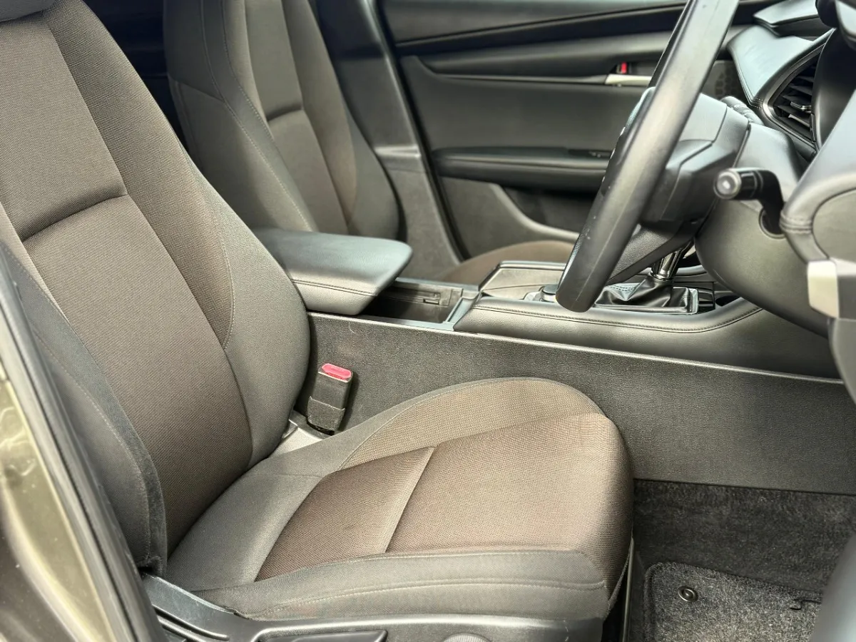 2021 Mazda 3  Carousel 7