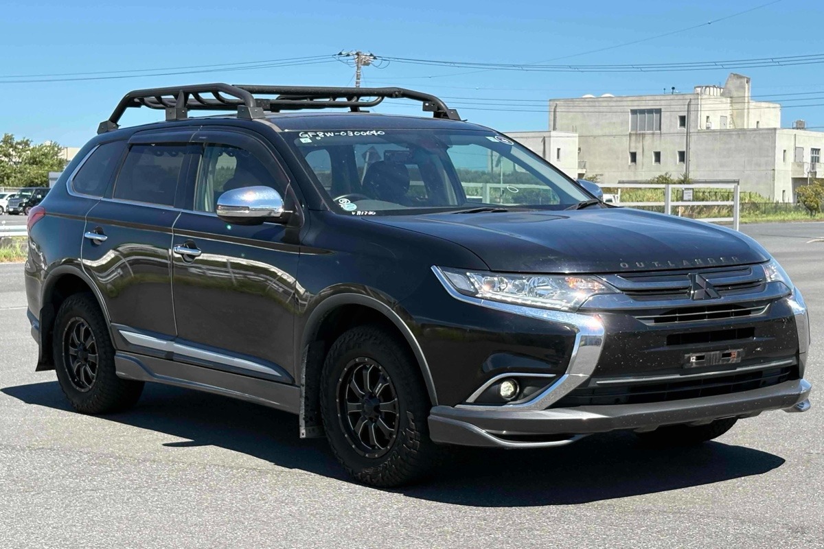 2015 Mitsubishi Outlander Carousel 6