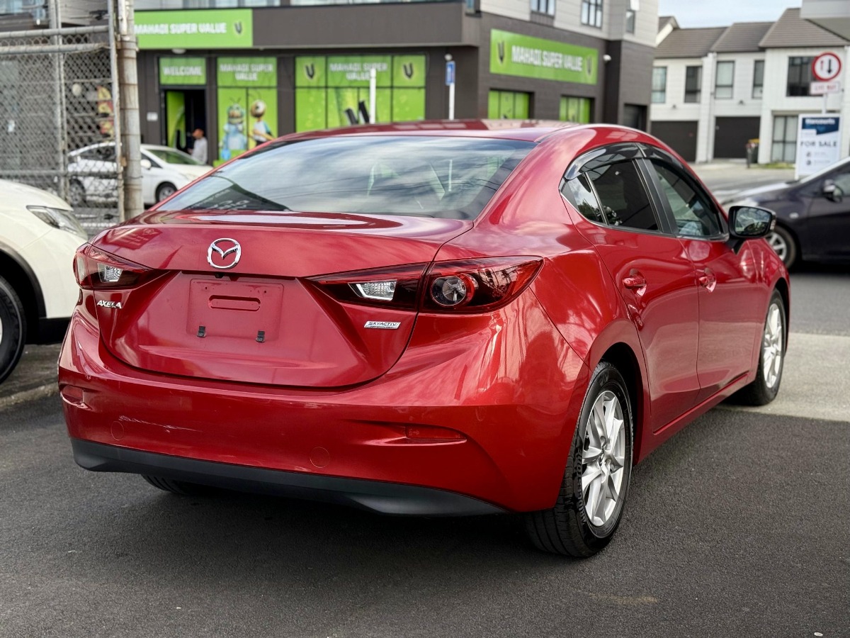 2014 Mazda Axela Carousel 1