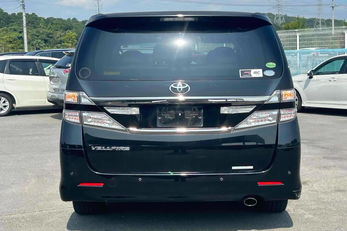 2012 Toyota Vellfire 2.4Z 8-Seater Carousel 4