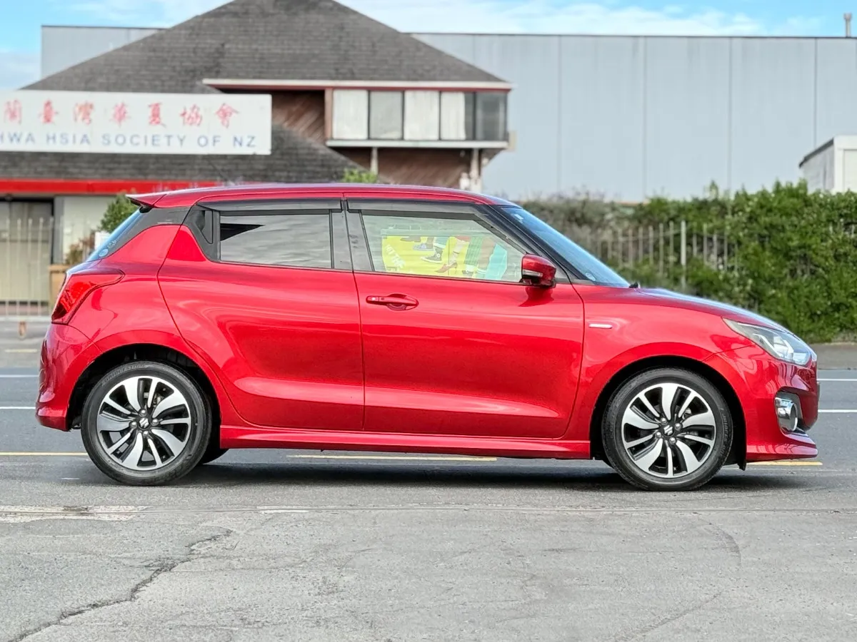 2017 Suzuki Swift Carousel 2