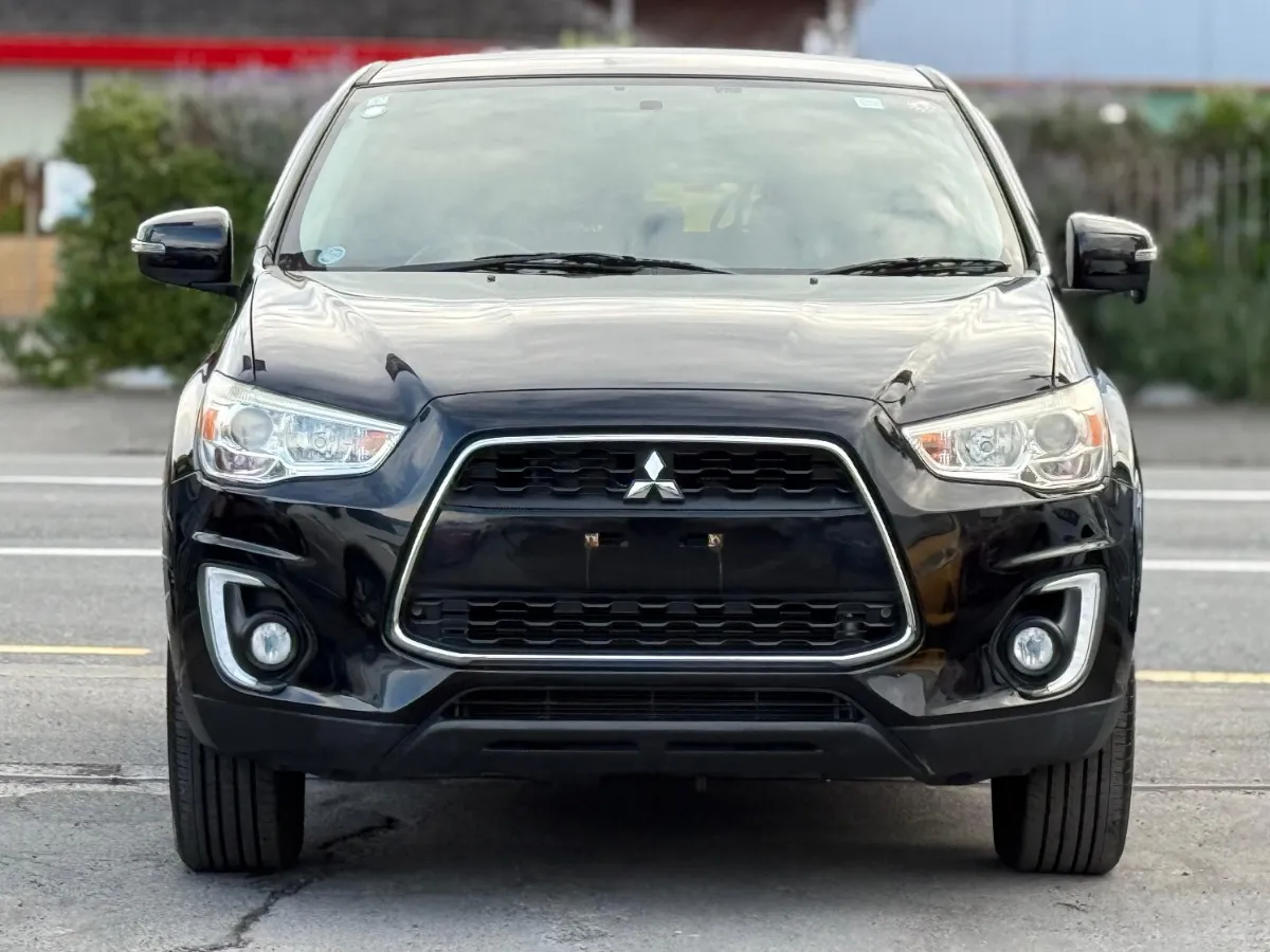 2015 Mitsubishi RVR G Package Carousel 1