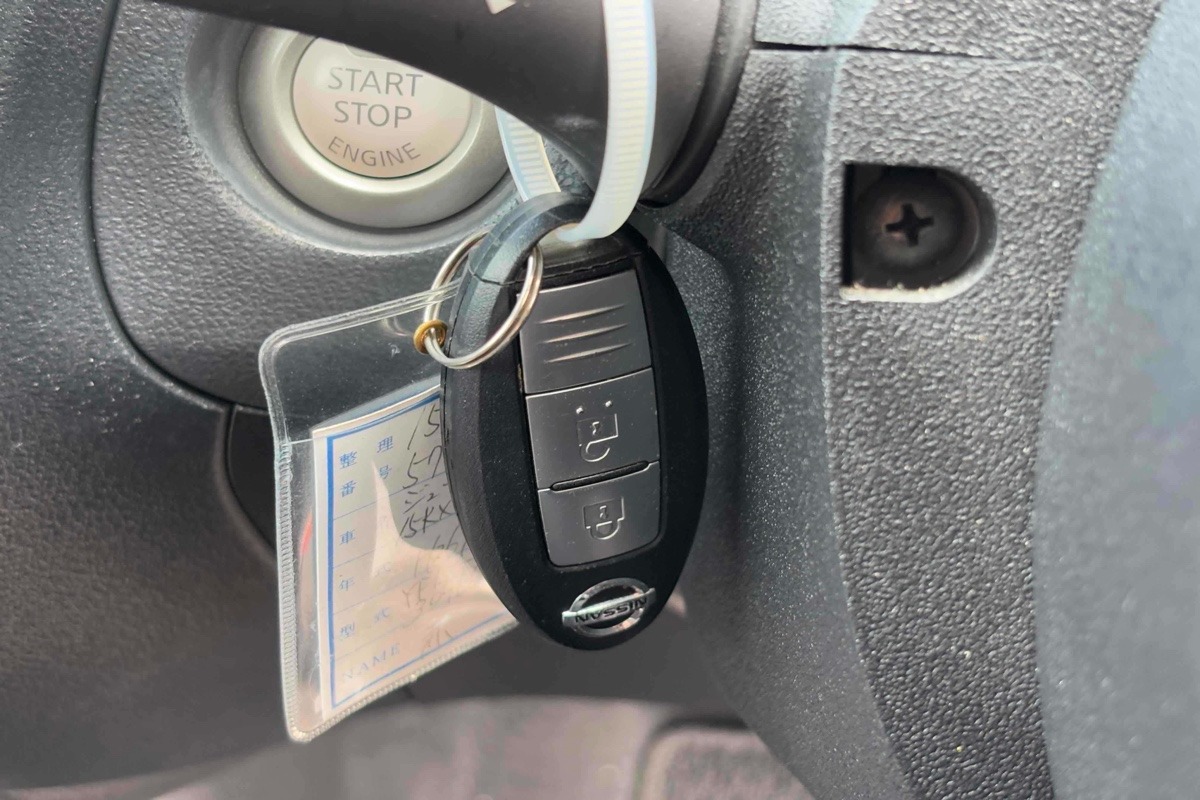 2014 Nissan Juke 15RX Type V Carousel 1