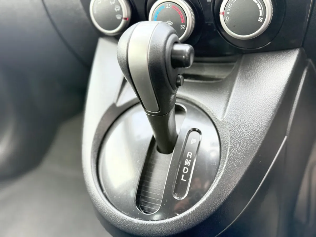 2014 Mazda Demio 13S SKYACTIVE Carousel 9
