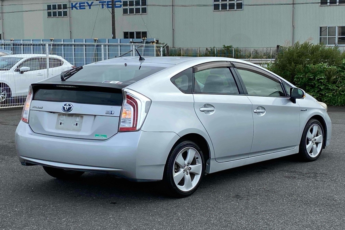 2012 Toyota Prius Carousel 4
