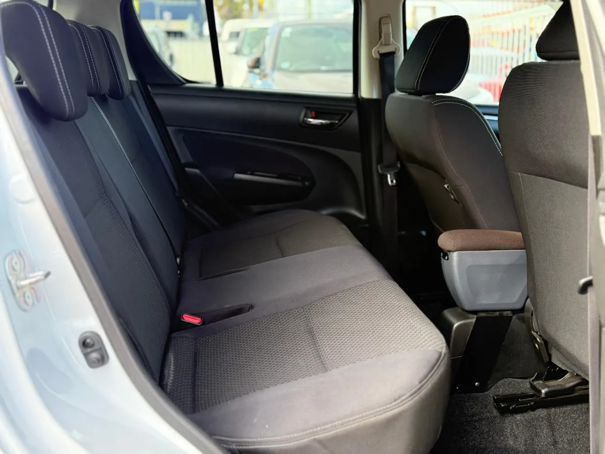 2014 Suzuki Swift RS-DJE Carousel 7