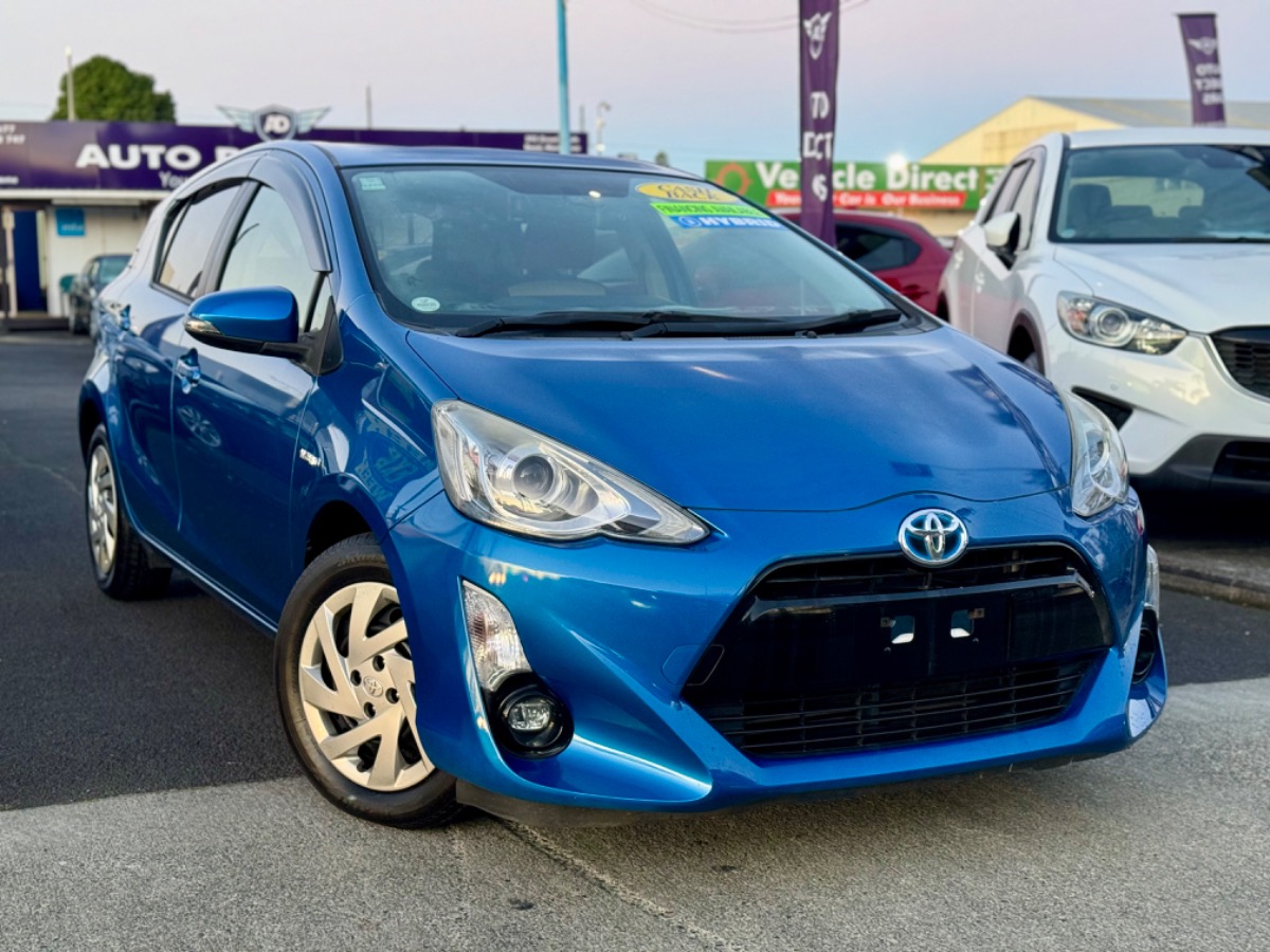 2015 Toyota Aqua Hybrid S