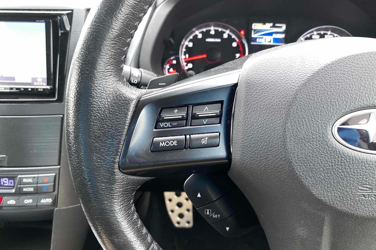 2012 Subaru Legacy  Carousel 5