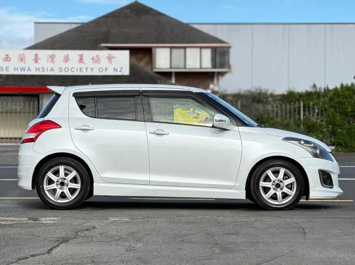 2014 Suzuki Swift RS-DJE Carousel 2