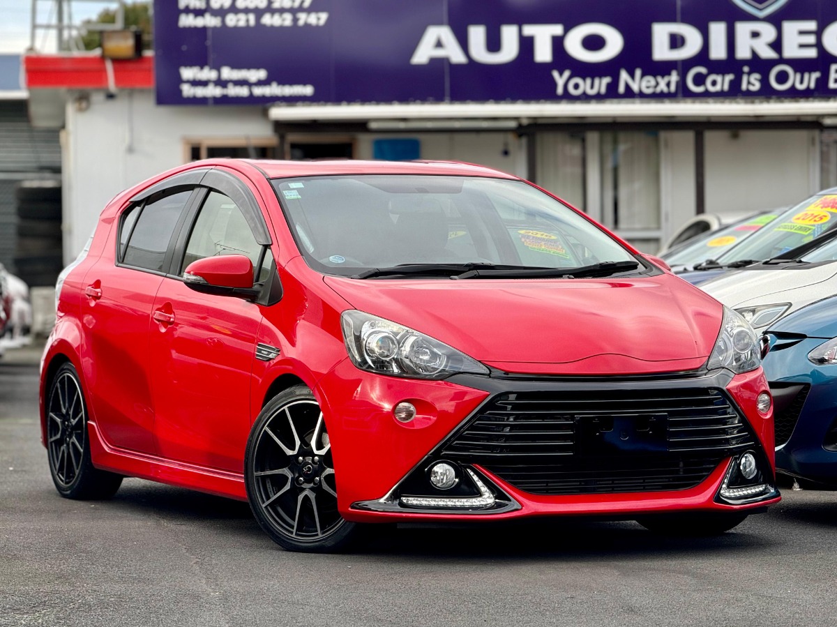 2014 Toyota Aqua  Carousel 6