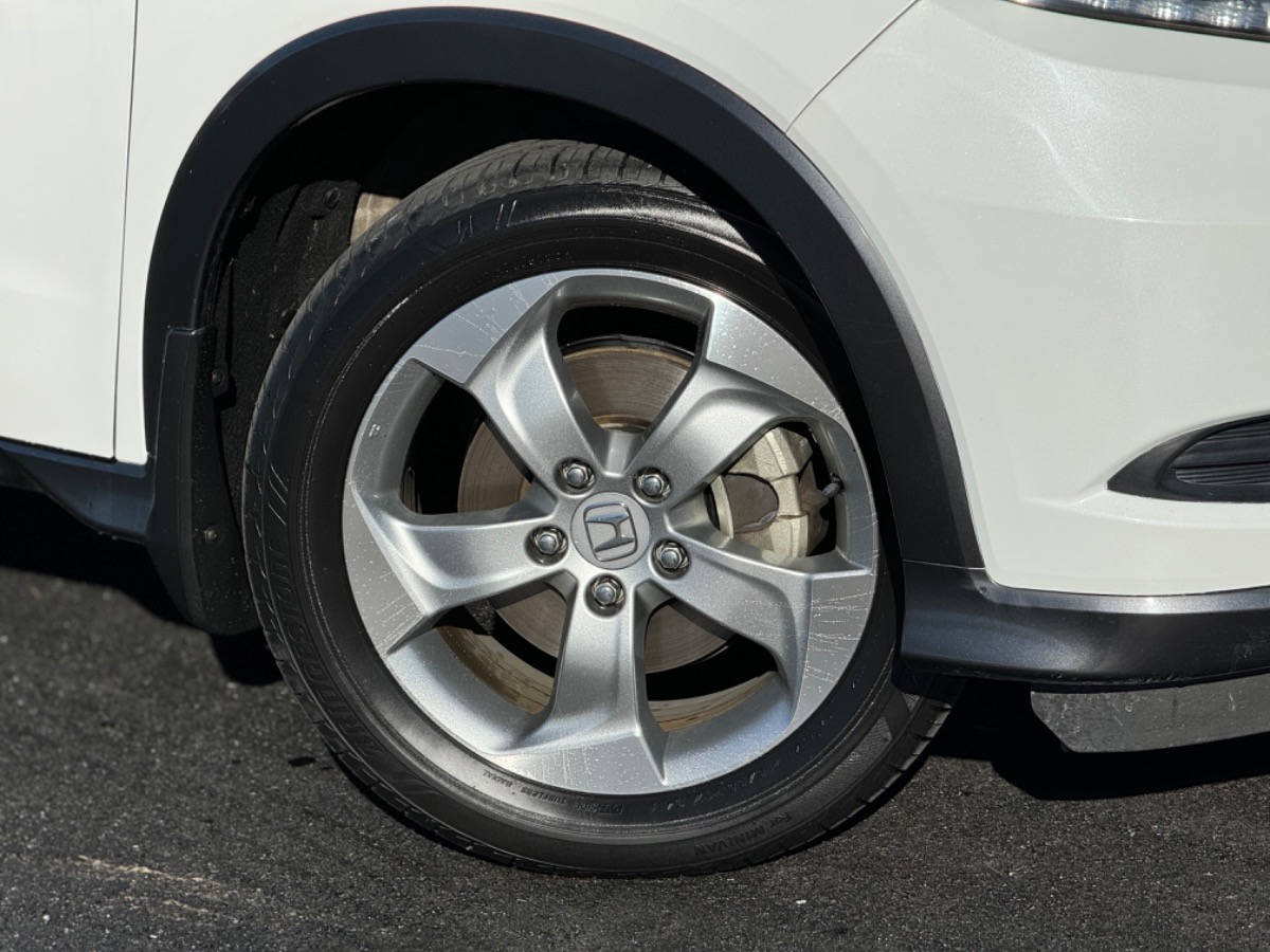 2014 Honda Vezel HYBRID X Carousel 4