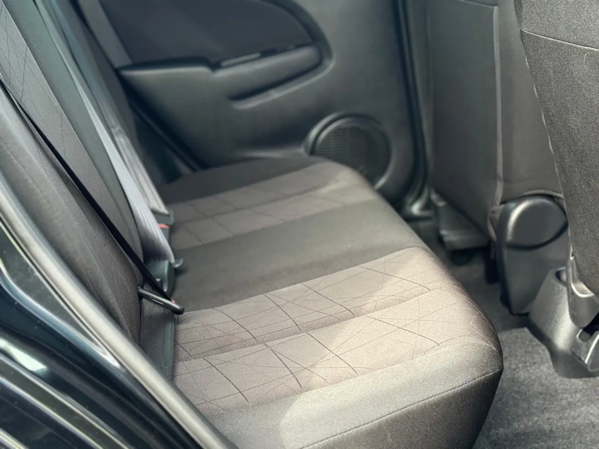 2014 Mazda Demio 13S SKYACTIVE Carousel 8