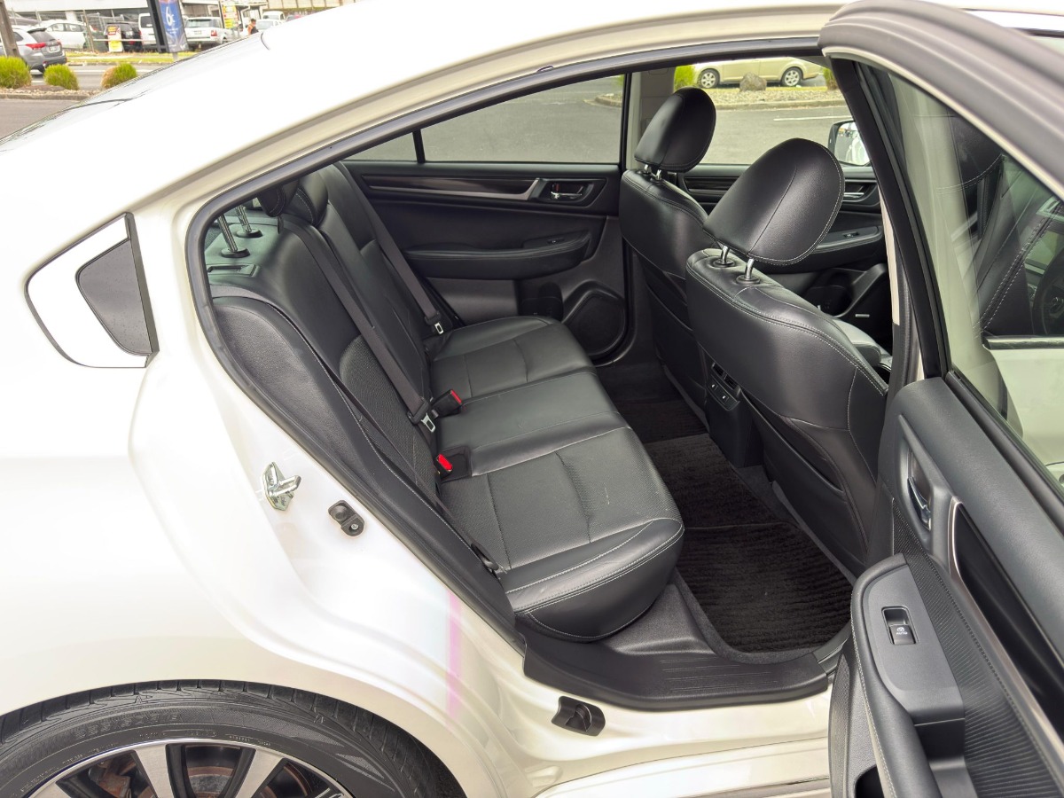 2014 Subaru Legacy Carousel 2