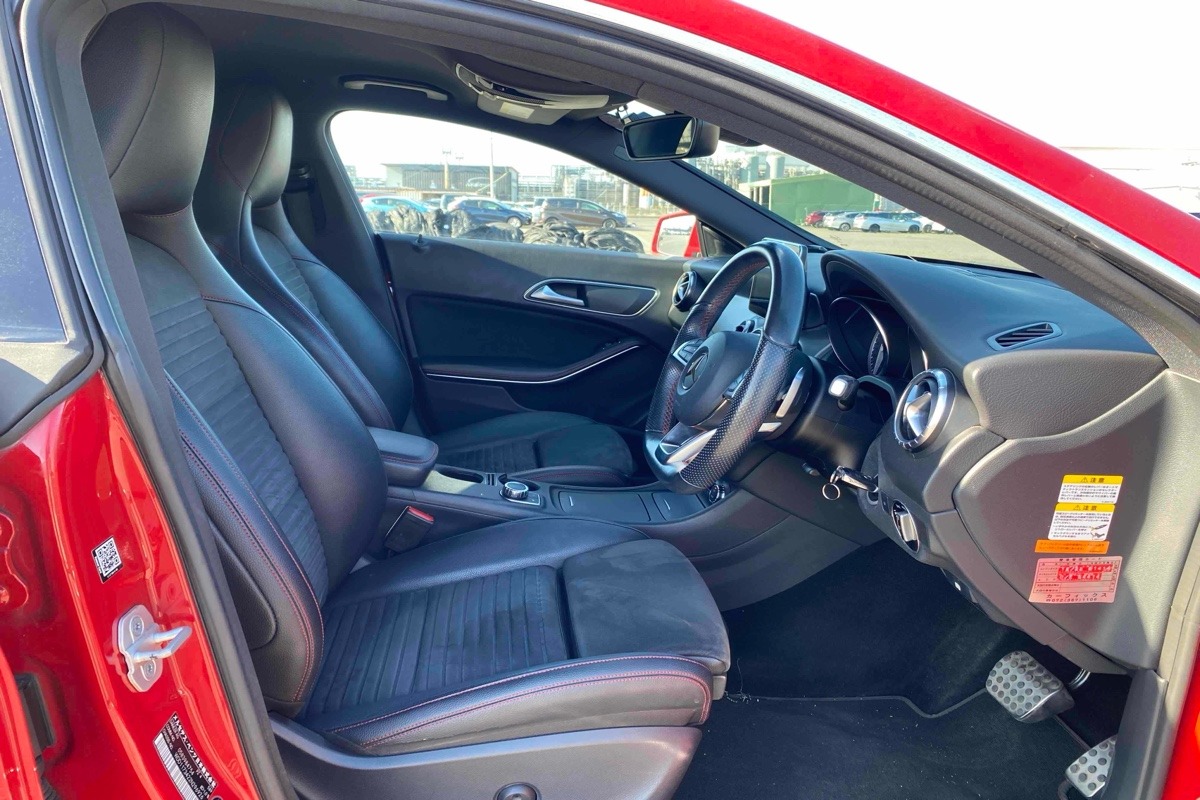 2015 Mercedes-Benz CLA 180  Carousel 4