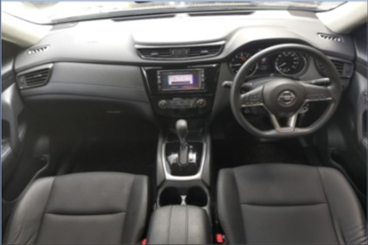 2017 Nissan X-Trail 20S FACELIFT Carousel 2