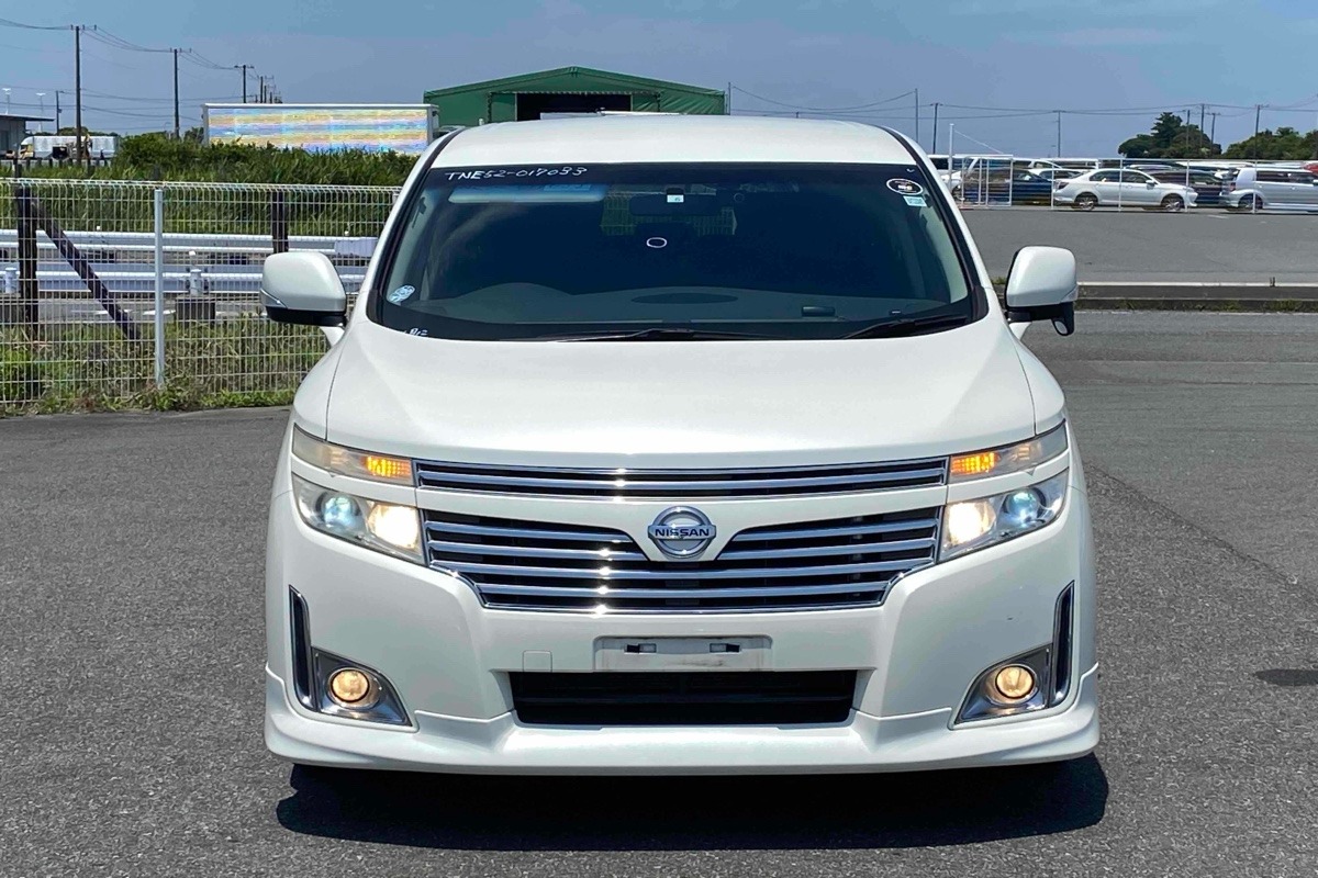 2012 Nissan Elgrand Carousel 5