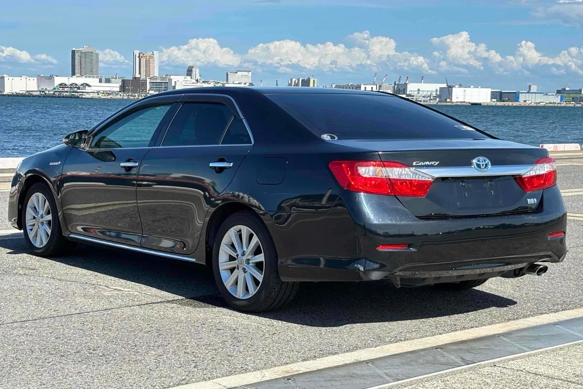 2012 Toyota Camry HYBRID G Carousel 5