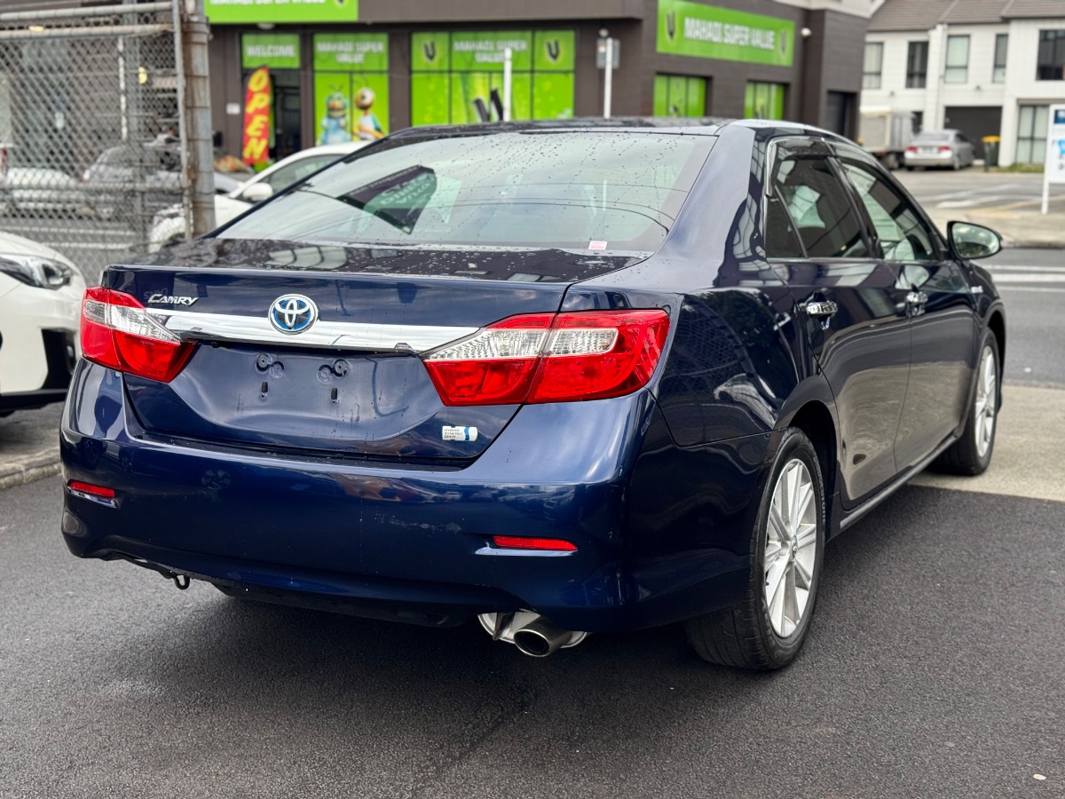 2013 Toyota Camry HYBRID G PACKAGE Carousel 9