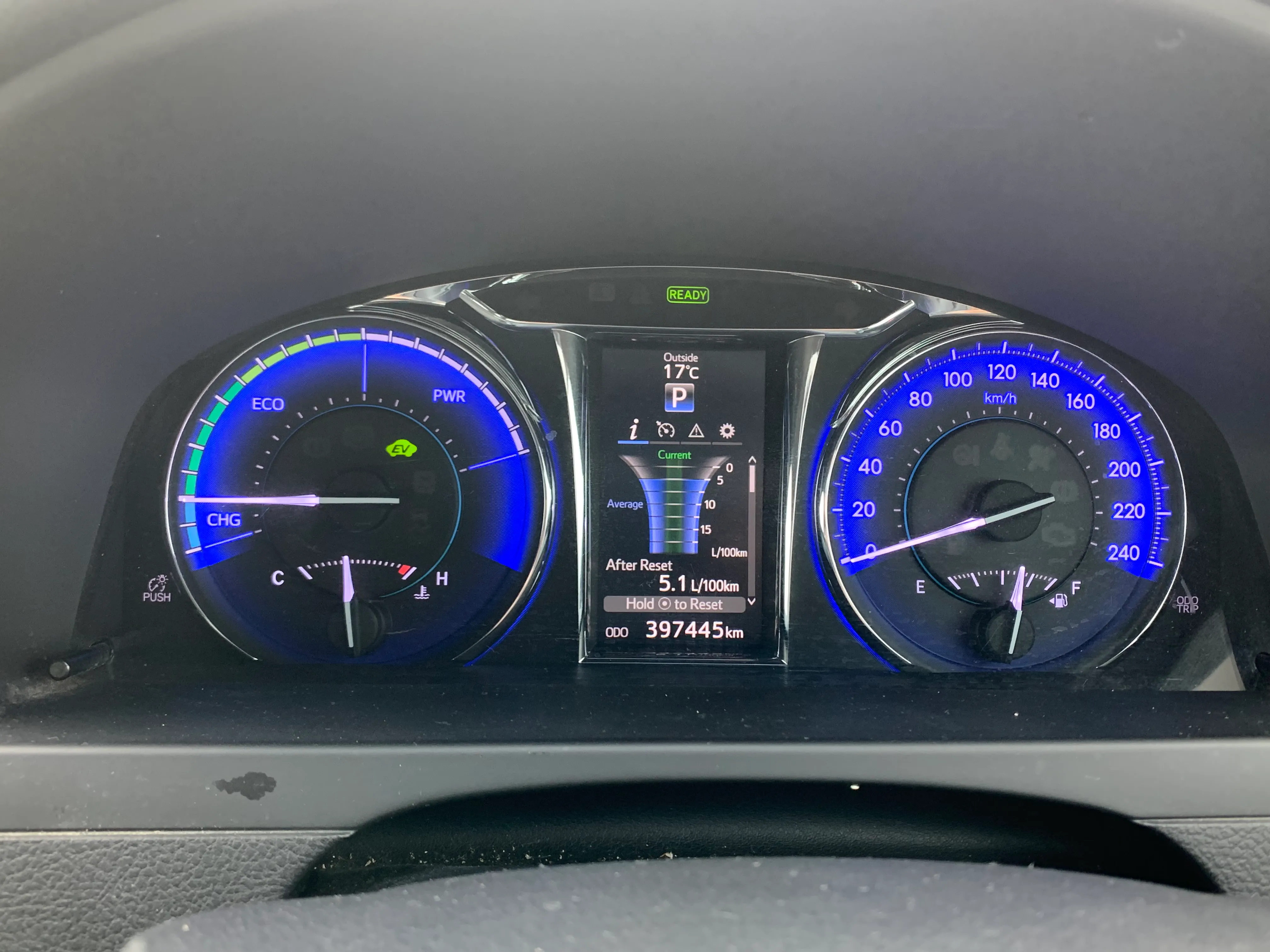  Toyota camry GL 2017 HYBRID urgent sale $11,500 Carousel 7