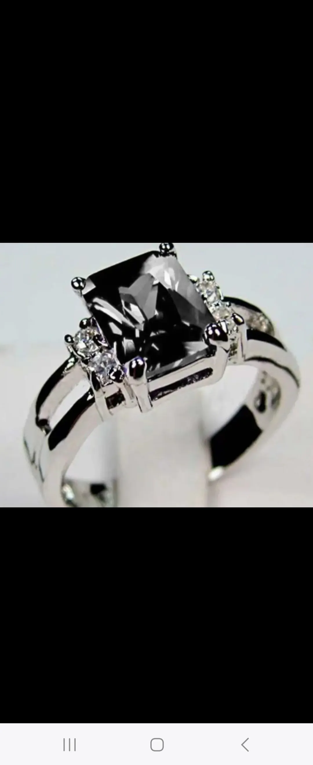 Black zircon ring size 9 (clearance) !