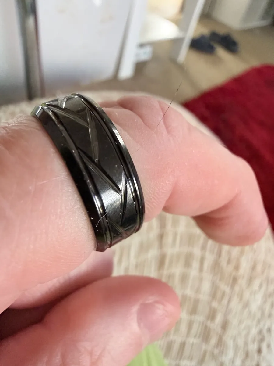 Men’s stainless steel ring size 11