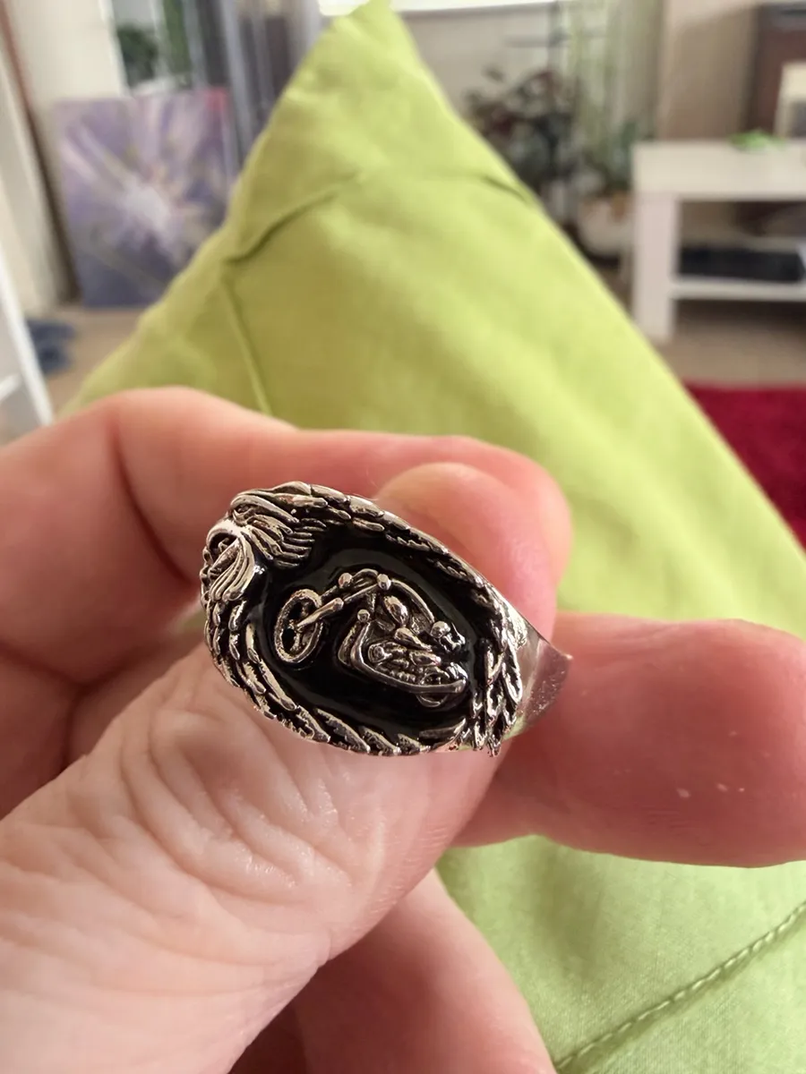 Men’s motorbike ring size 13