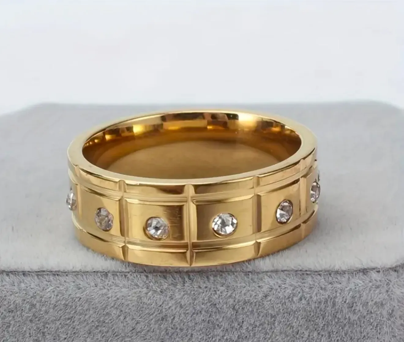 Men’s stainless steel ring size 12 Carousel 3