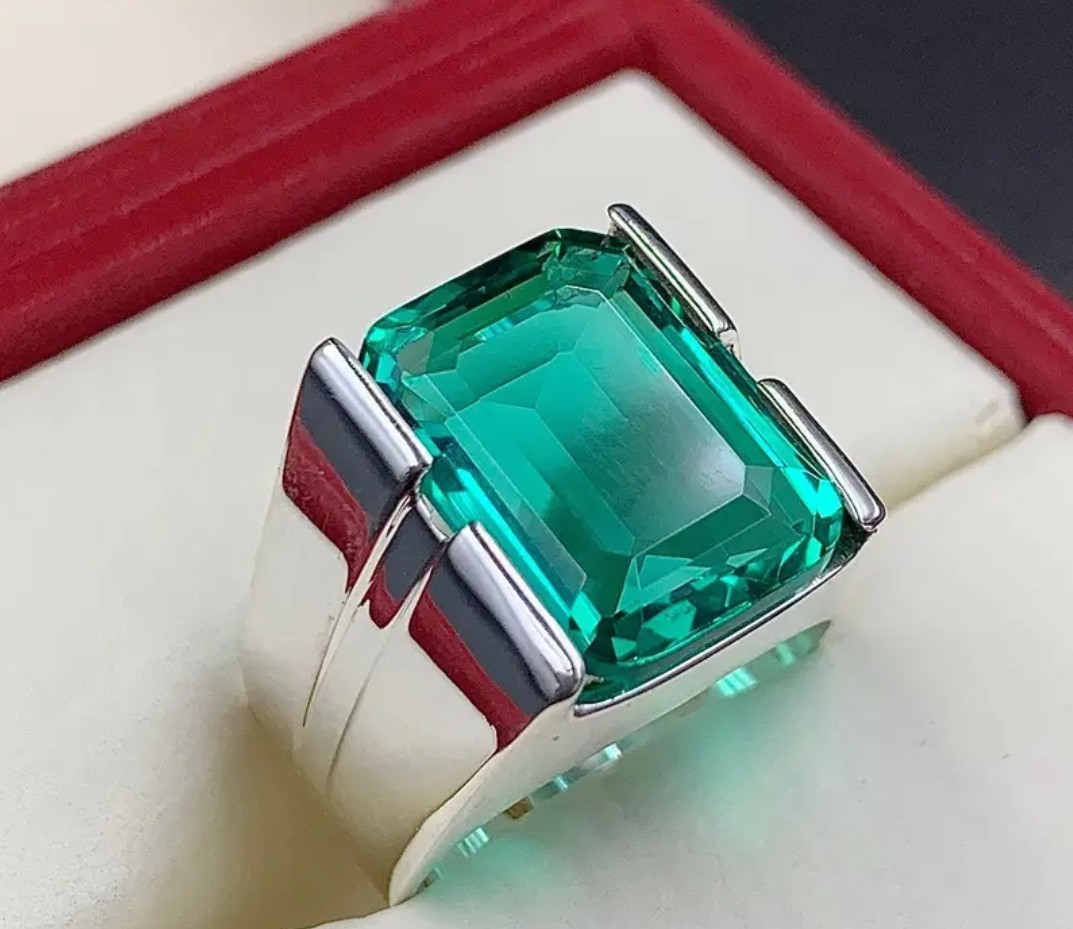 Men's fashion ring size 12