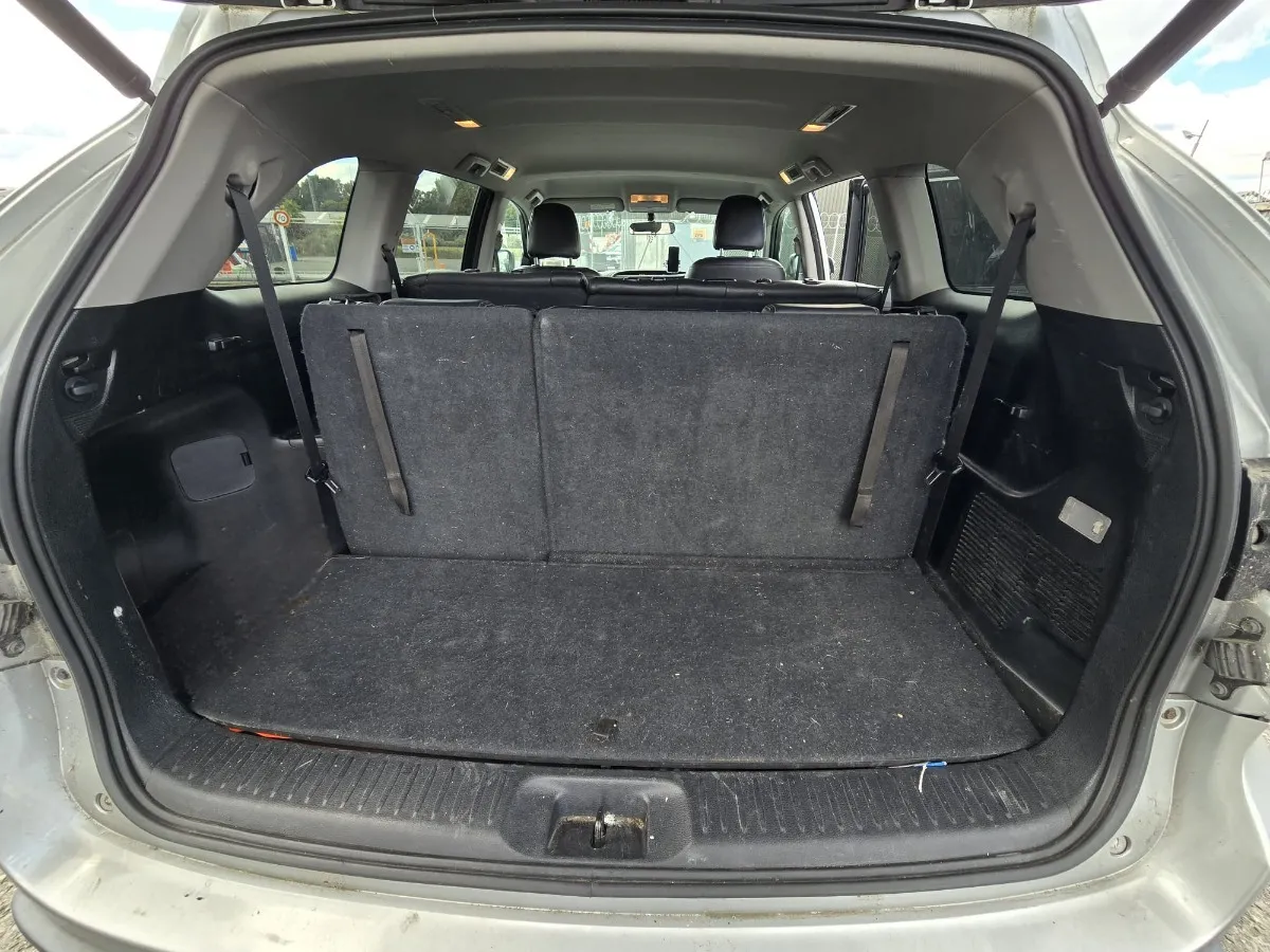 2017 Toyota Highlander Carousel 9