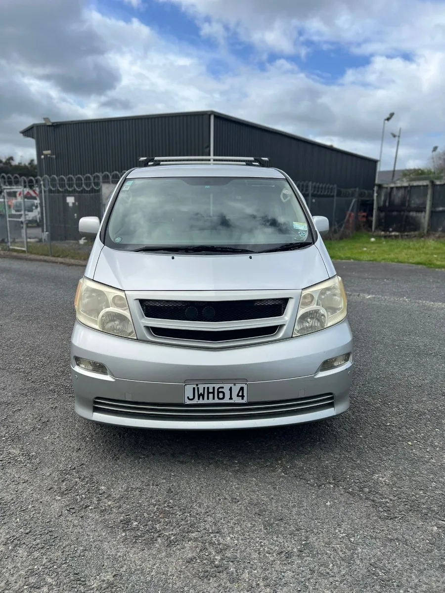 2004 Toyota Alphard Carousel 1