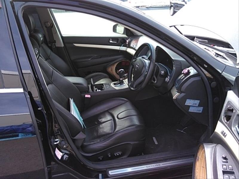 2007 Nissan Skyline Carousel 2
