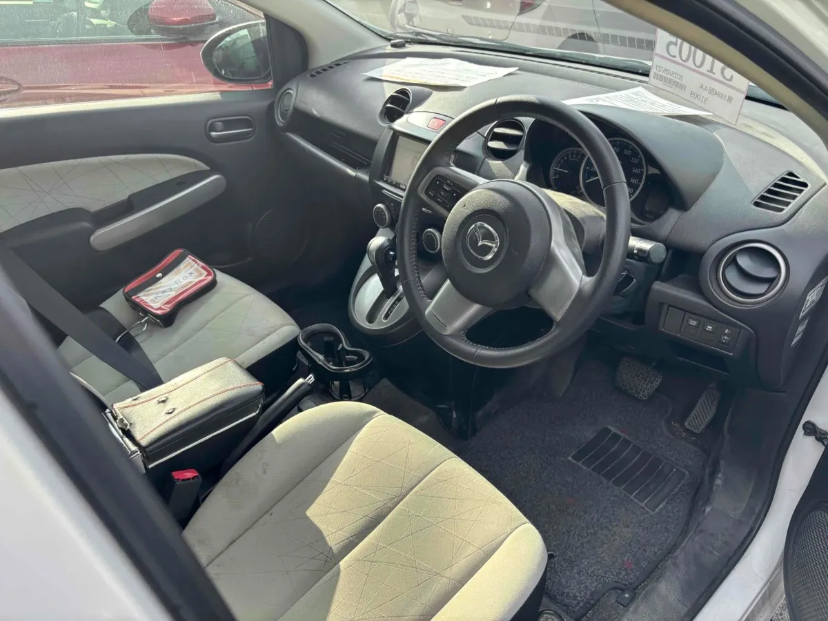 2012 Mazda Demio Carousel 1