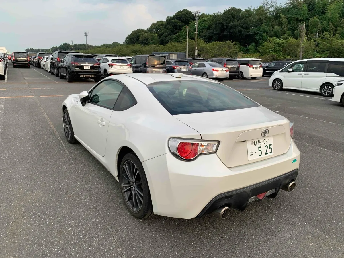2012 Toyota 86 GT Carousel 2
