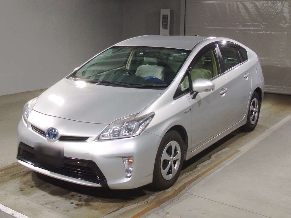 2012 Toyota Prius Carousel 3