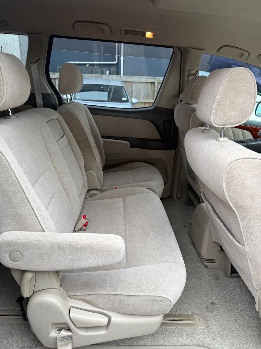 2004 Toyota Alphard Carousel 9