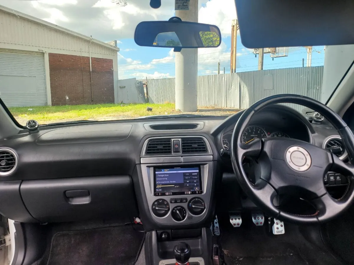 2001 Subaru Impreza Carousel 1