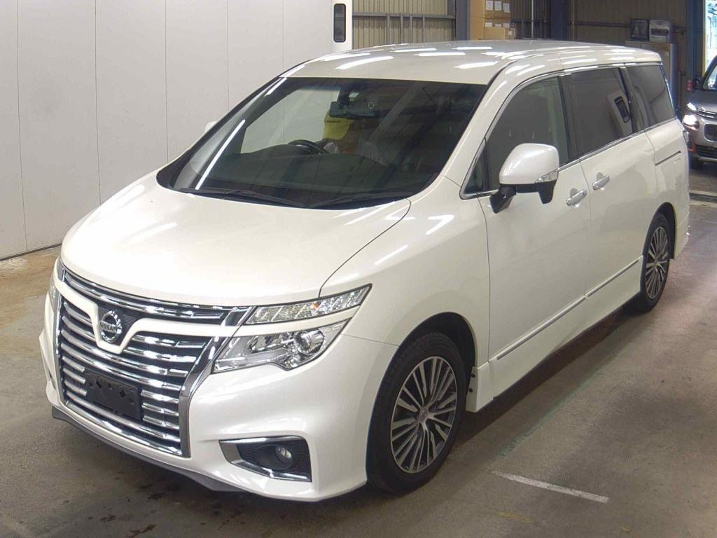 2015 Nissan Elgrand