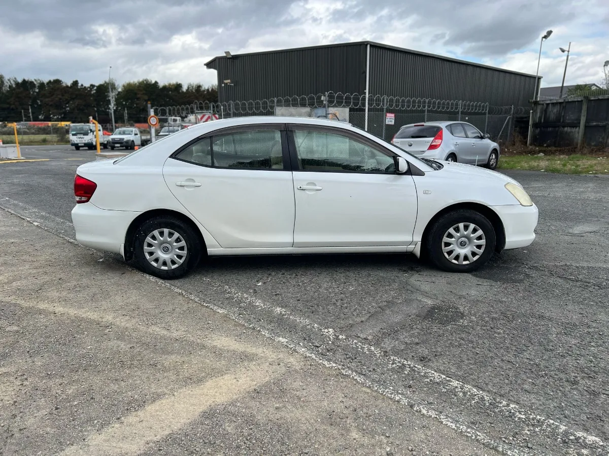 2005 Toyota Allion Carousel 5
